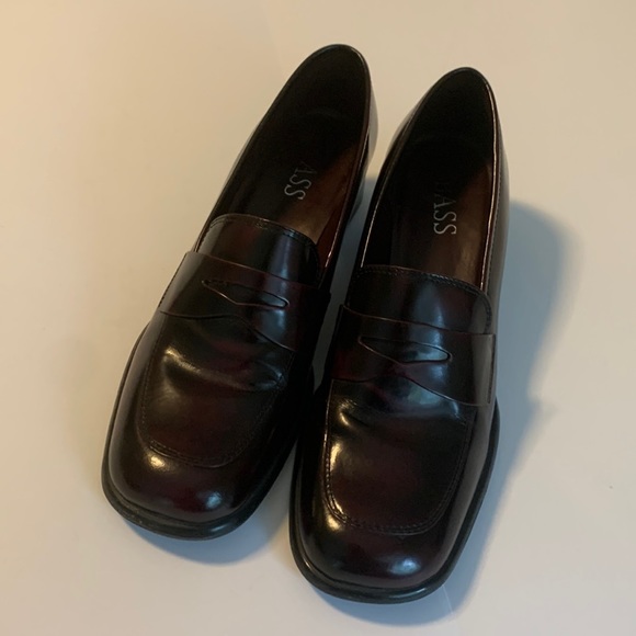 Bass Shoes - Bass Del Chianti Penny Loafers Size 8.5 Womens